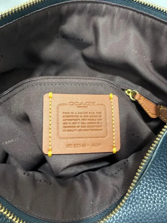 Dark navy blue Pebbled Leather Shoulder Bag EUC no callouts on this bag, - Picture 8 of 13